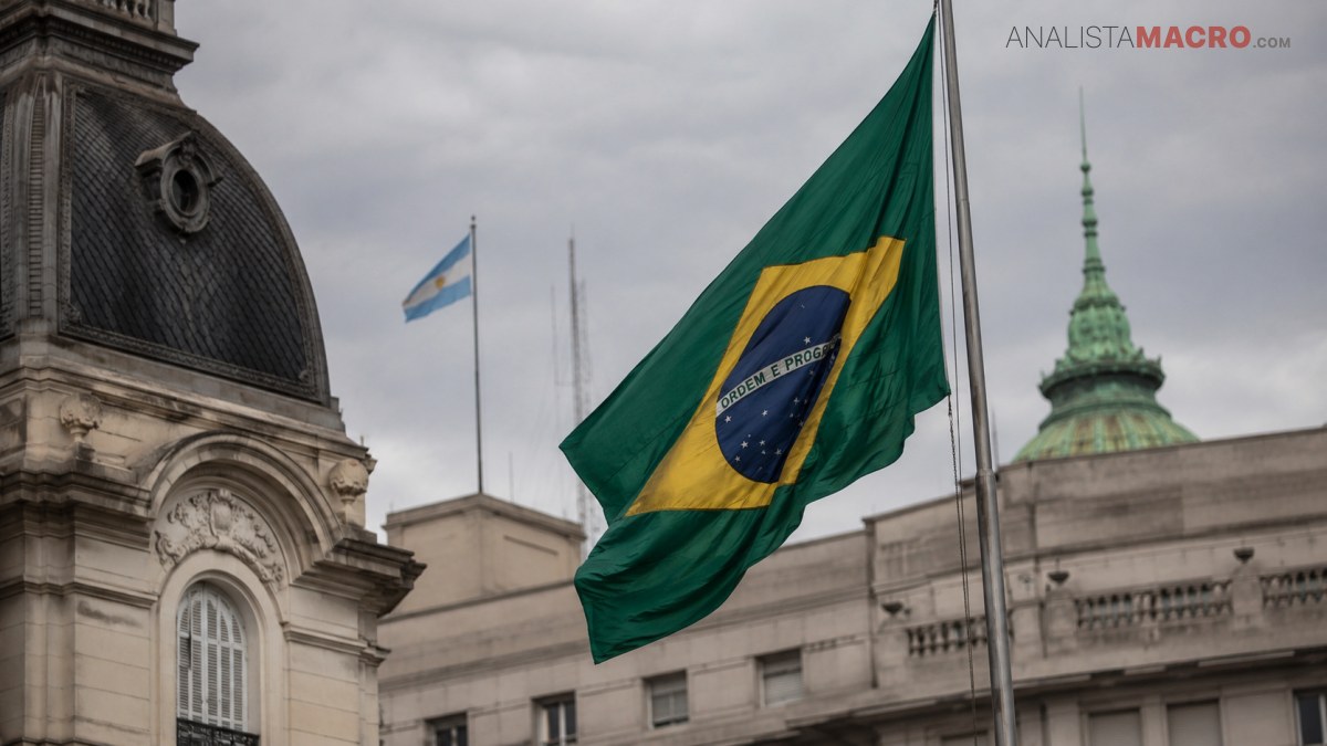 Brasil posterga el regreso de su embajador y enfría el vínculo