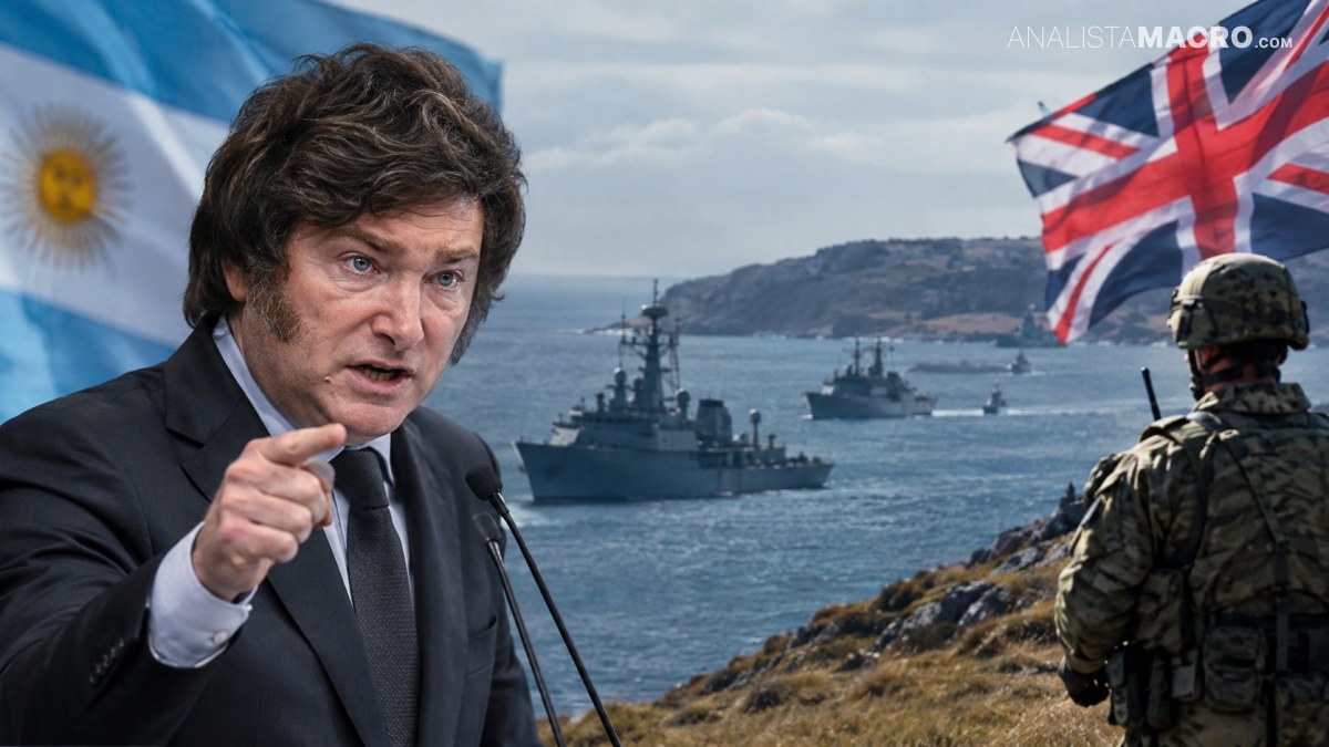Hombre de traje señala hacia adelante, mientras un militar observa barcos en el mar y una bandera ondea al fondo.